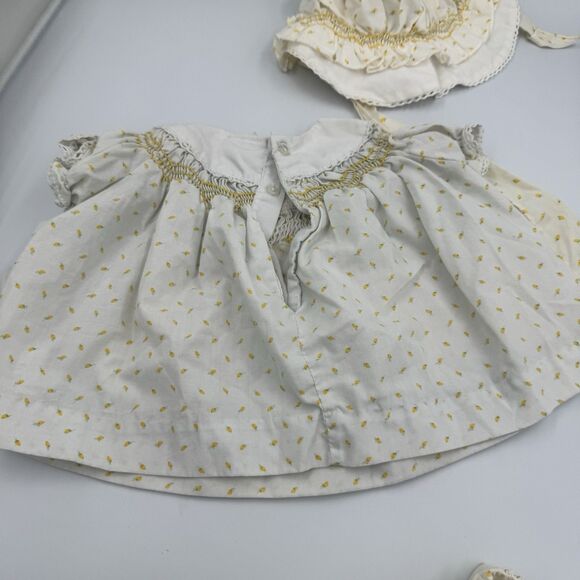 Vintage Nannette Dress Bonnet Set Baby Girls Small Smocked Lace Made USA 70s - Picture 7 of 8